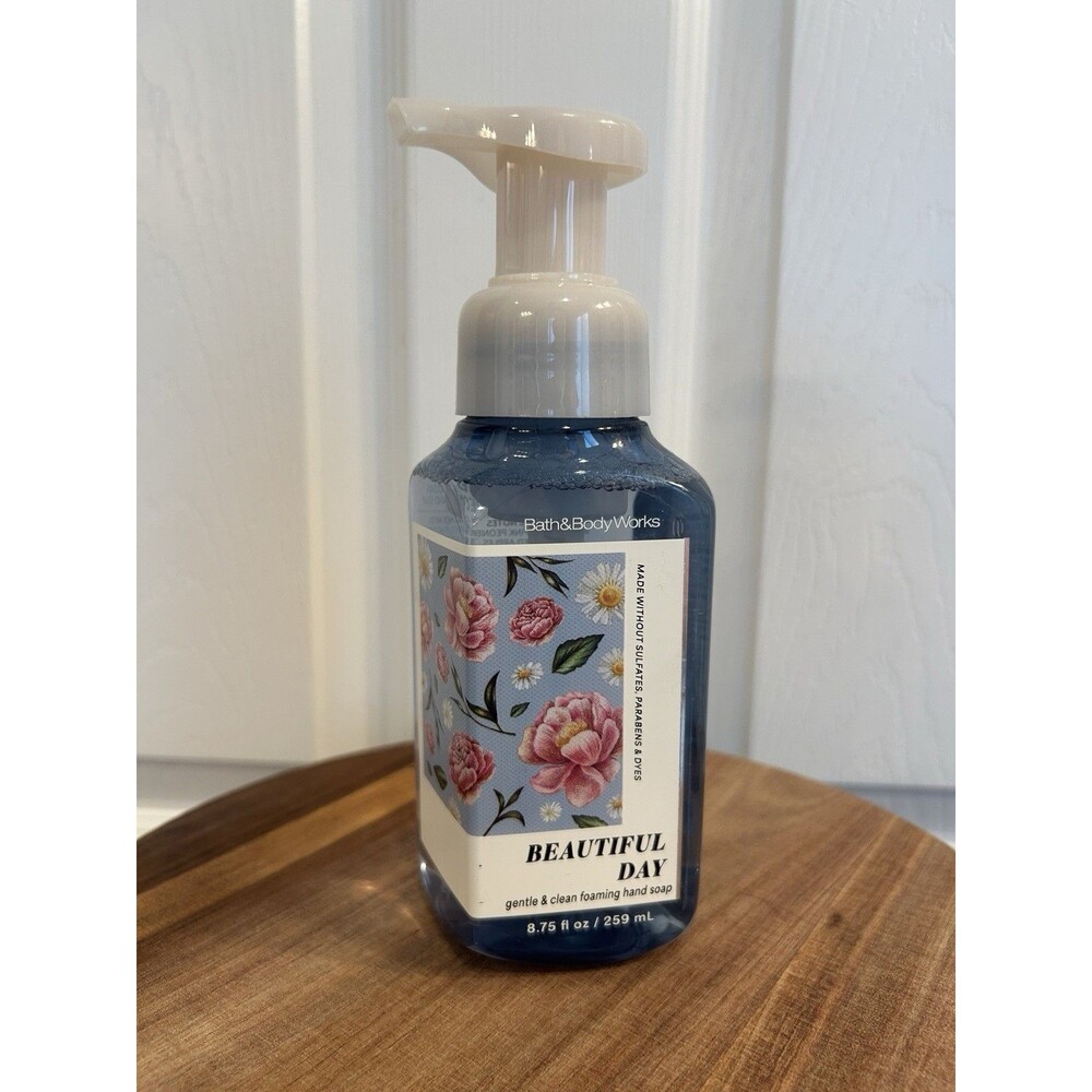 1 Bath & Body Works BEAUTIFUL DAY Gentle Foaming Hand Soap 8.75 oz